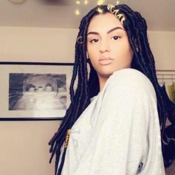 Meet your Posher, Ashley - Picture 1 of 1